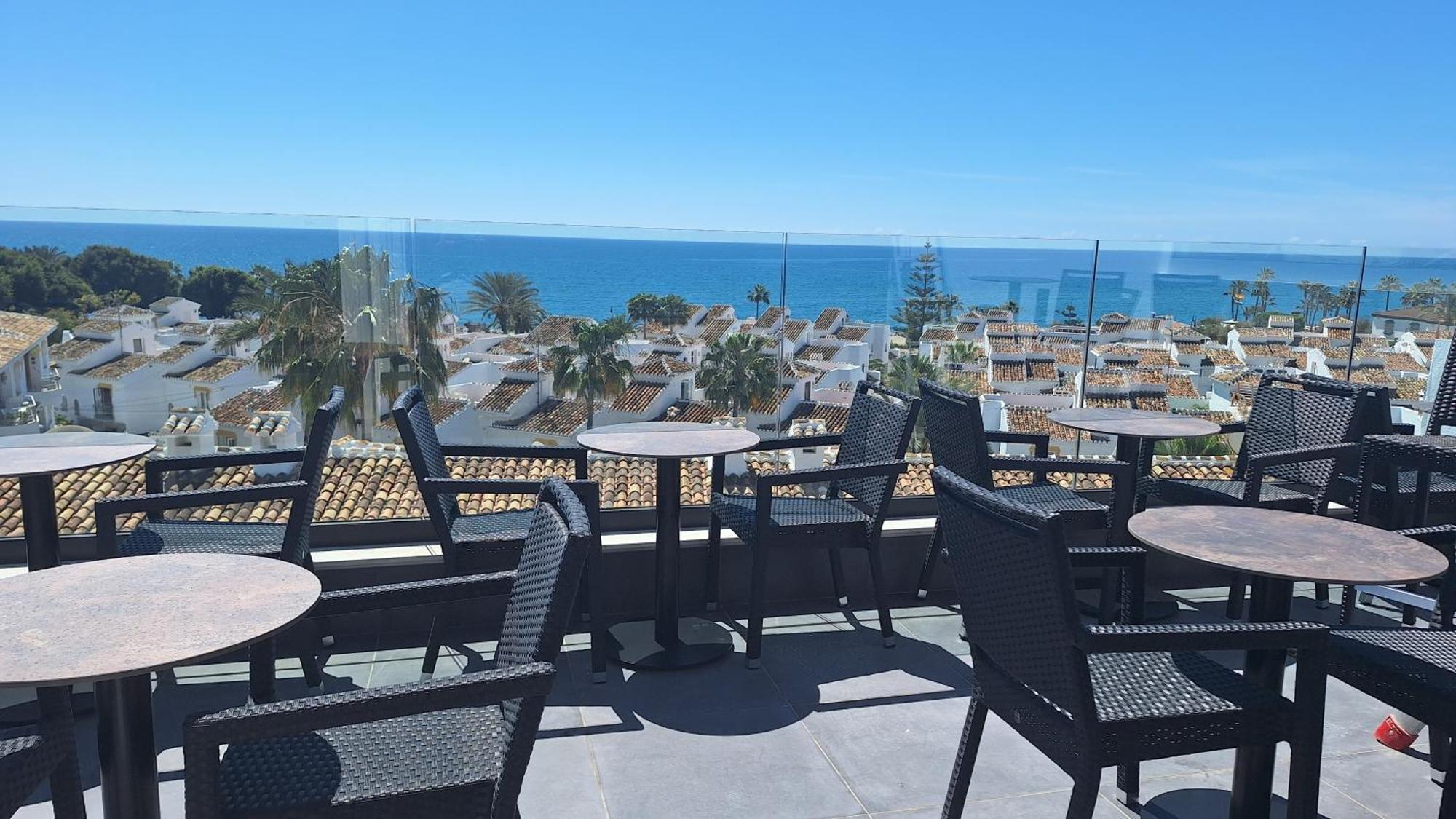 The Orange House Boutique Hotel And Upstairs Rooftop Bar Center Of La Cala De Mijas 100M From The Beach Екстериор снимка