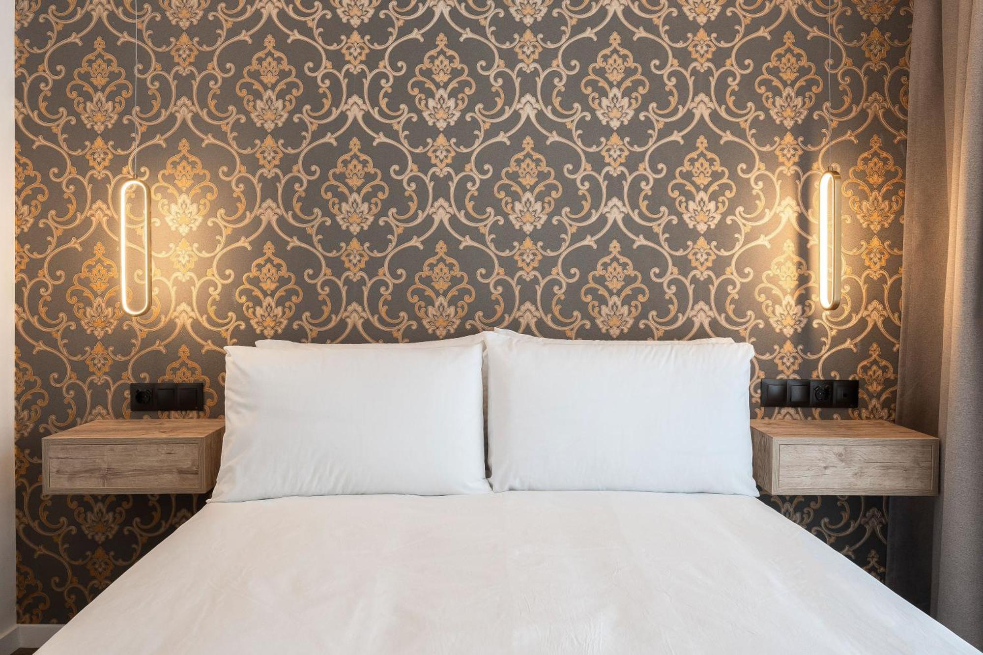 The Orange House Boutique Hotel And Upstairs Rooftop Bar Center Of La Cala De Mijas 100M From The Beach Екстериор снимка