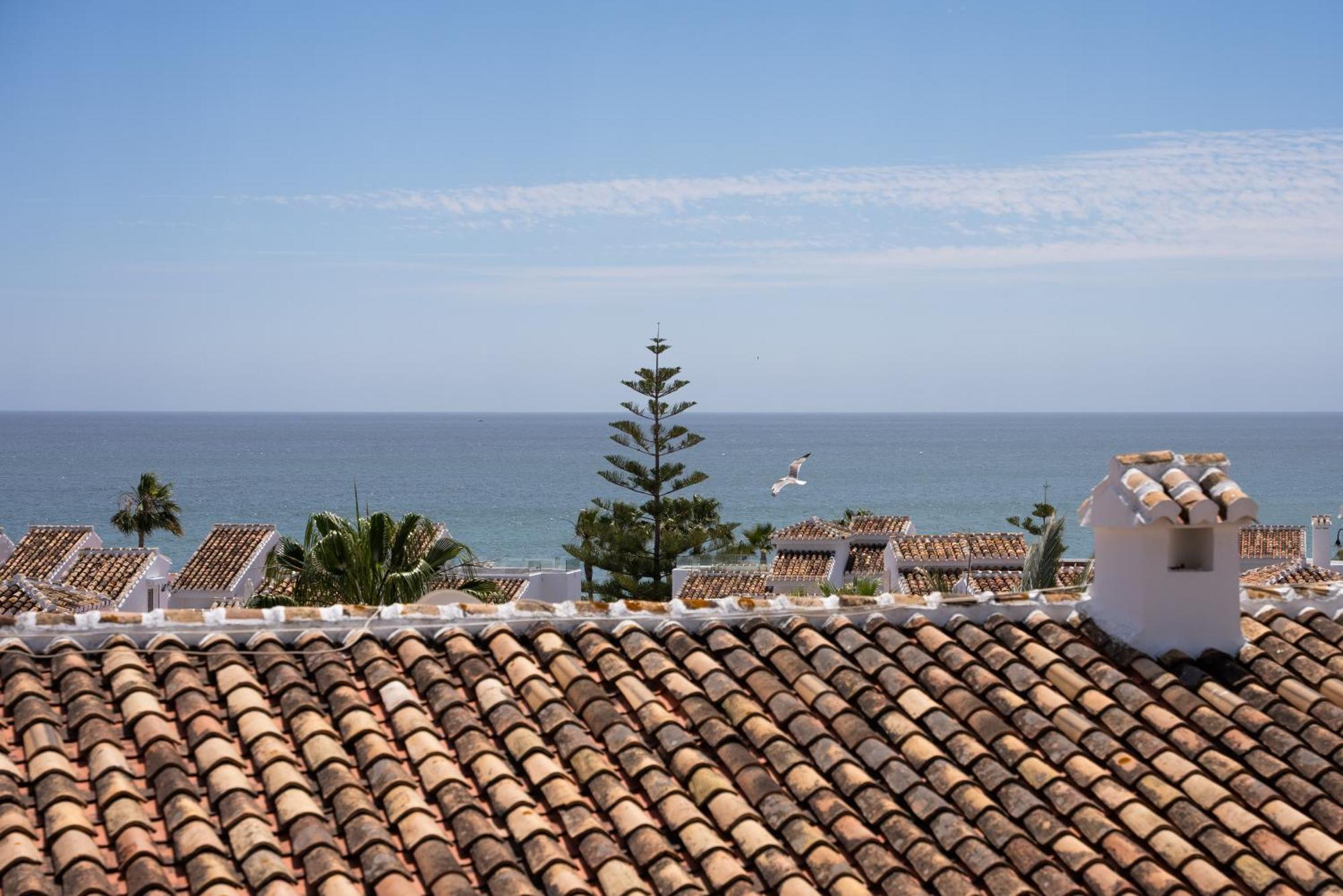 The Orange House Boutique Hotel And Upstairs Rooftop Bar Center Of La Cala De Mijas 100M From The Beach Екстериор снимка