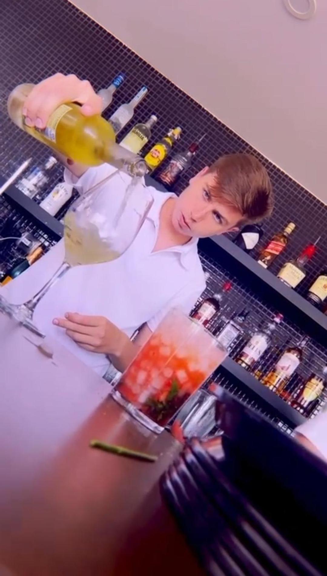 The Orange House Boutique Hotel And Upstairs Rooftop Bar Center Of La Cala De Mijas 100M From The Beach Екстериор снимка